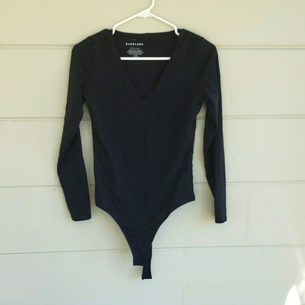 Everlane long sleeved black body suit MEDIUM